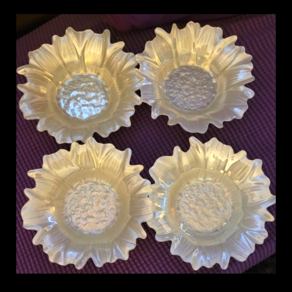 Akcam Turkish Iridescent White Decorative Flower Bowls Set of 4